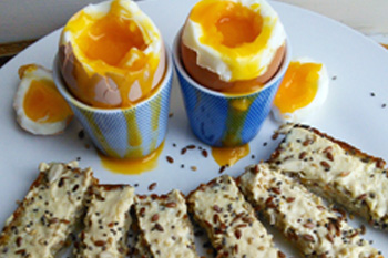 soft boiled eggs with wholegrain soldiers