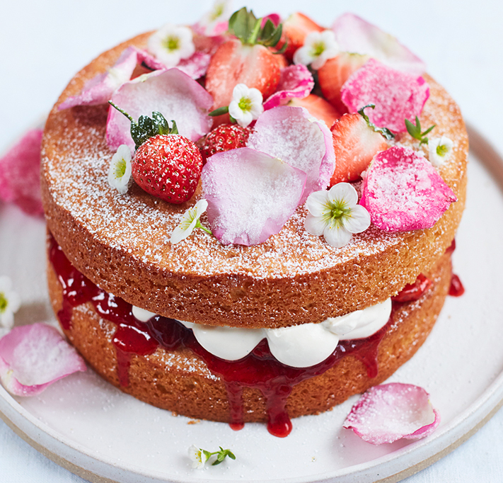 Fresh Cream Cake Clarence Court