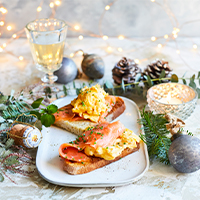 Smoked Salmon Scrambled Eggs | Christmas Breakfast