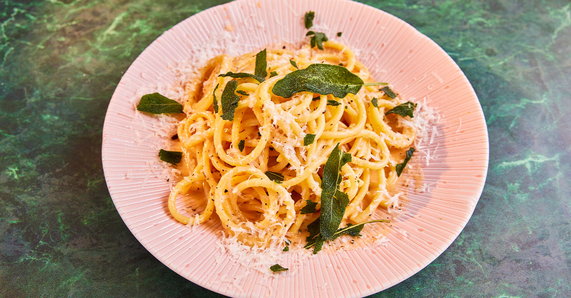 Eggy cacio e pepe